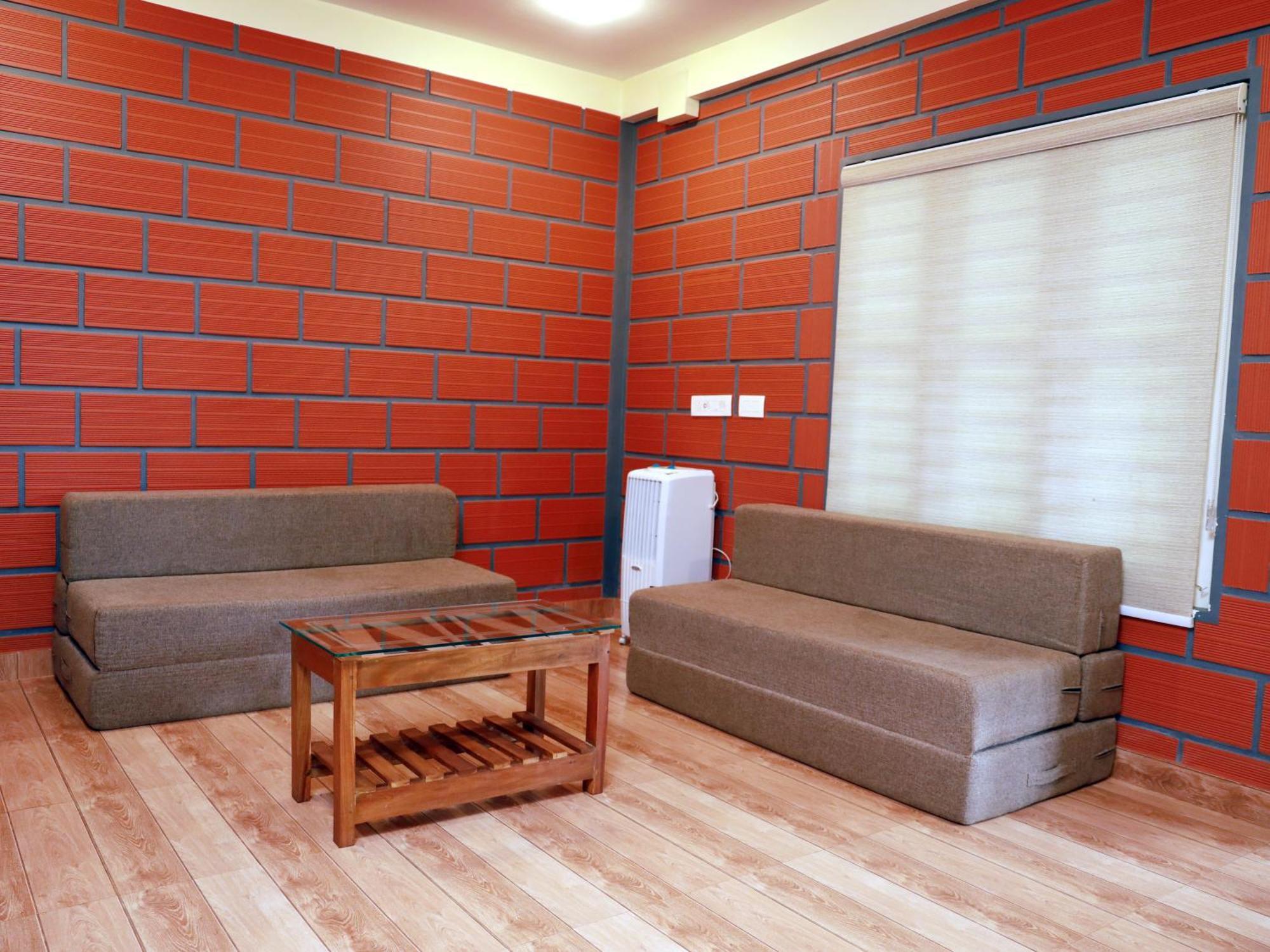 מאננטהוואדי Serene Crest Resort מראה חיצוני תמונה