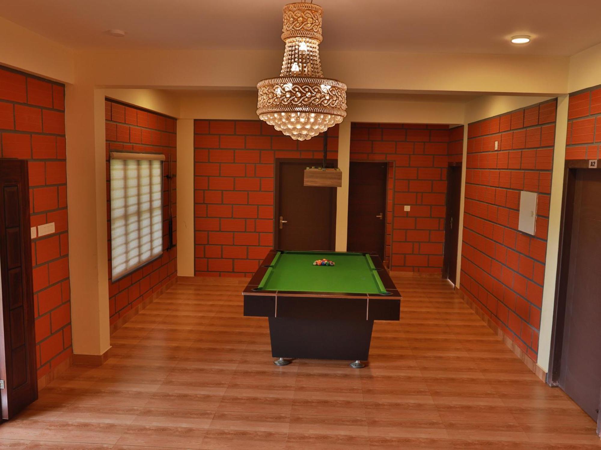 מאננטהוואדי Serene Crest Resort מראה חיצוני תמונה